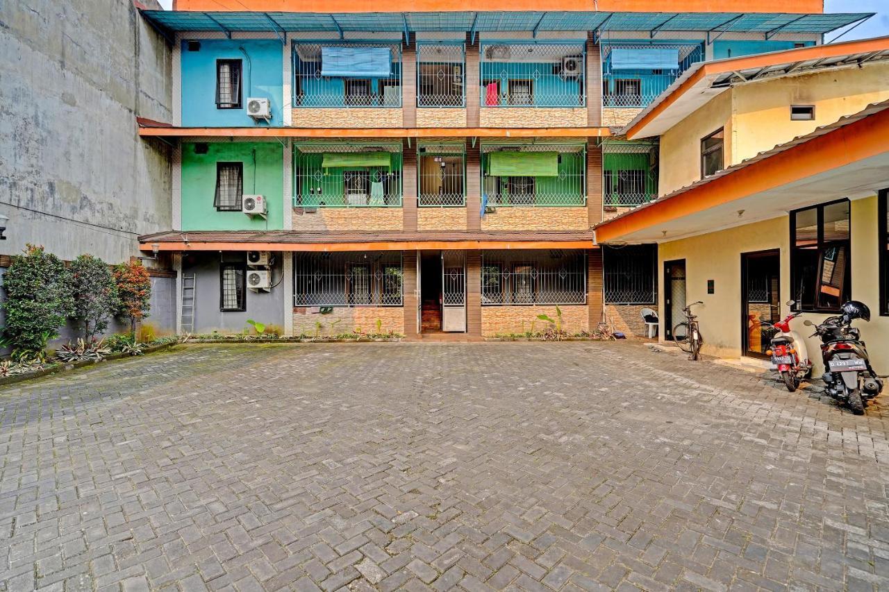 Oyo 91547 Graha Hermawan Syariah 2* Bandung