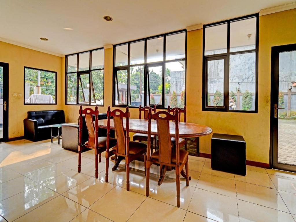 Hotel Oyo 91547 Graha Hermawan Syariah